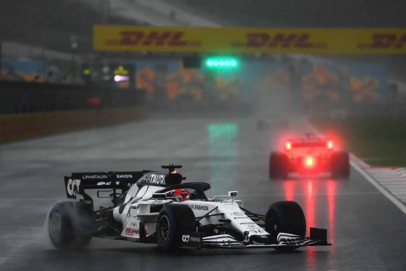 Lance Stroll hace su primera pole en Fórmula 1