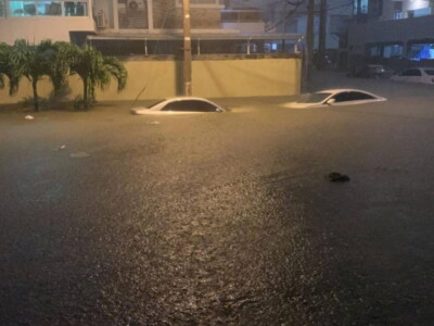 Vehiculos afectados inundaciones RD