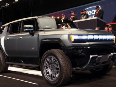 GMC Hummer EV 2024