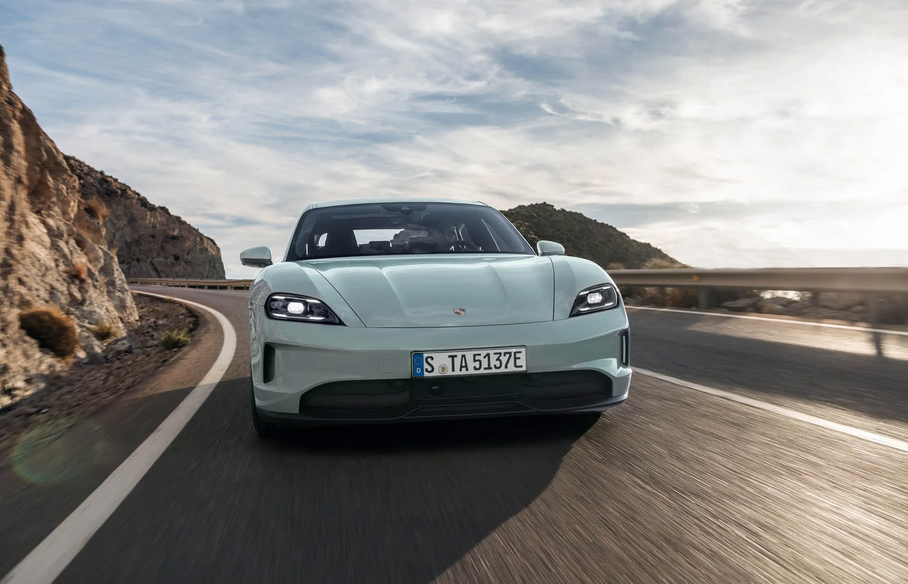 The EPA range of the 2025 Porsche Taycan increases to 318 miles