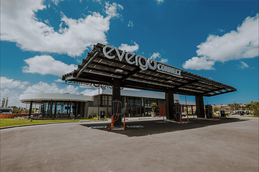 Evergo recibe premio por liderazgo en movilidad eléctrica sostenible en República Dominicana